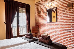 3 camere, ferro/asse da stiro, Wi-Fi gratuito, lenzuola