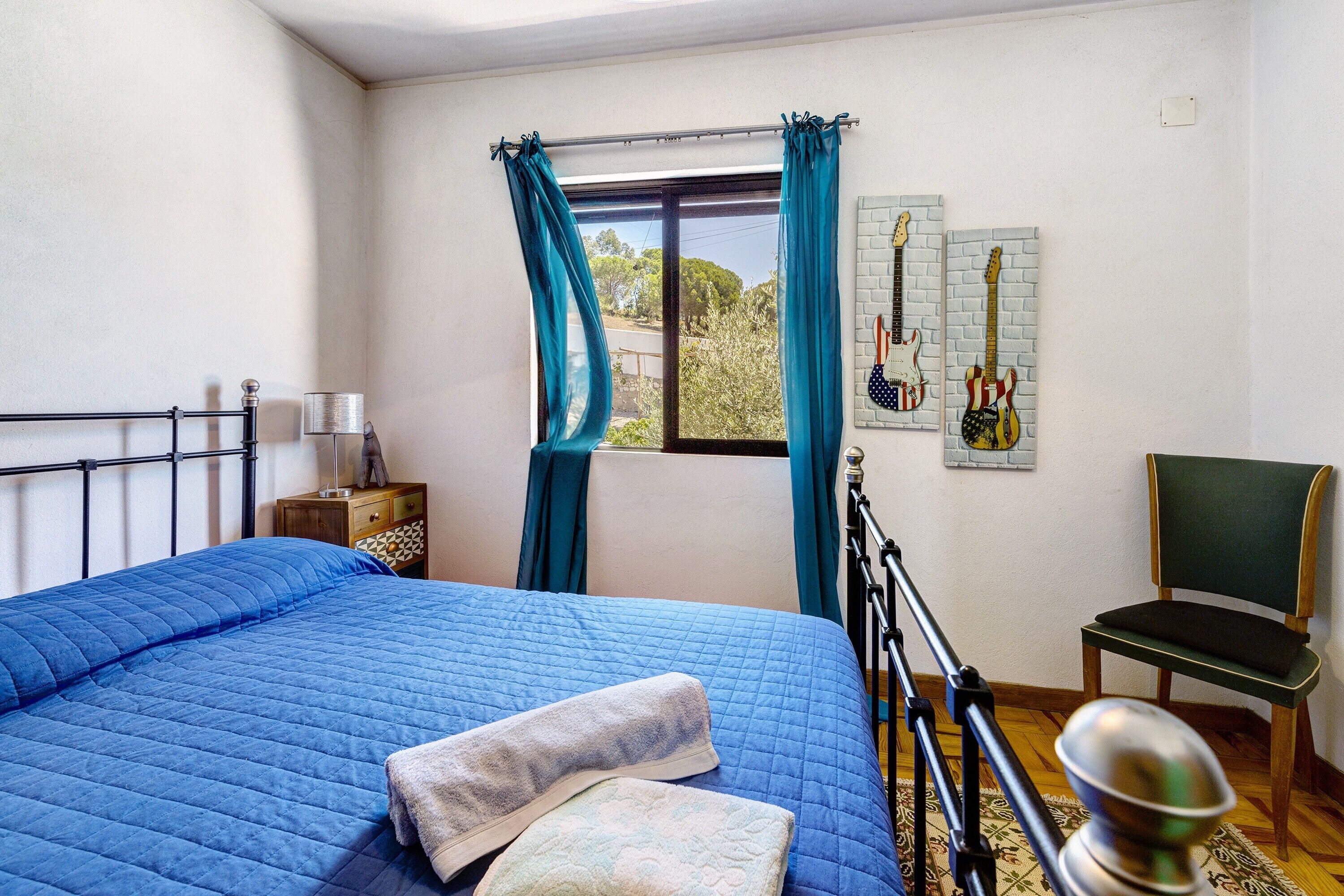 4 chambres, Wi-Fi gratuit, draps fournis