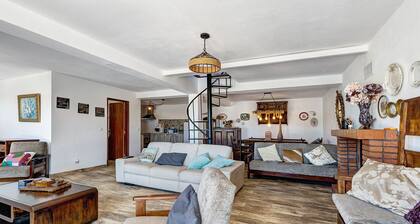 Maison de vacances 'Casa Girassol' avec piscine partagée, terrasse privée et accÚs Wi-Fi