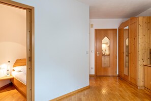 1 soverom, wi-fi (inkludert) og sengetøy