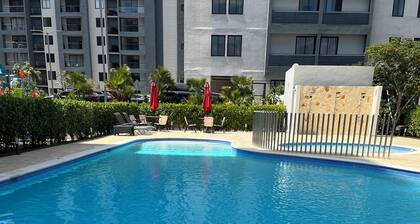 LIVERA RD 1 BEDROOM APARTMENT. 10 MINUTES FROM AIRPORT AND HOMS