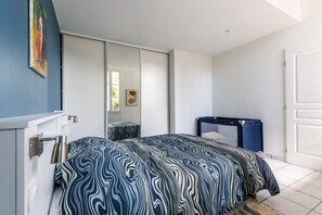 3 soverom, strykejern/-brett, wi-fi (inkludert) og sengetøy