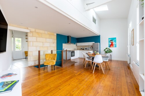 Maison de vacances 'Echoppe 3 Ch Jardin 12mn St Emilion' avec terrasse privée, jardin privé et Wi-Fi