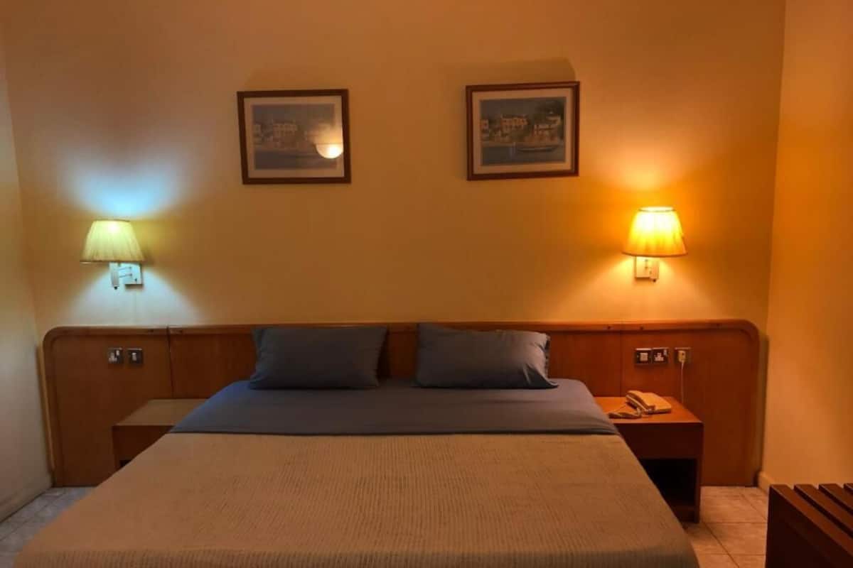 Deluxe Double Room, City View | Soundproofing, iron/ironing board, free WiFi