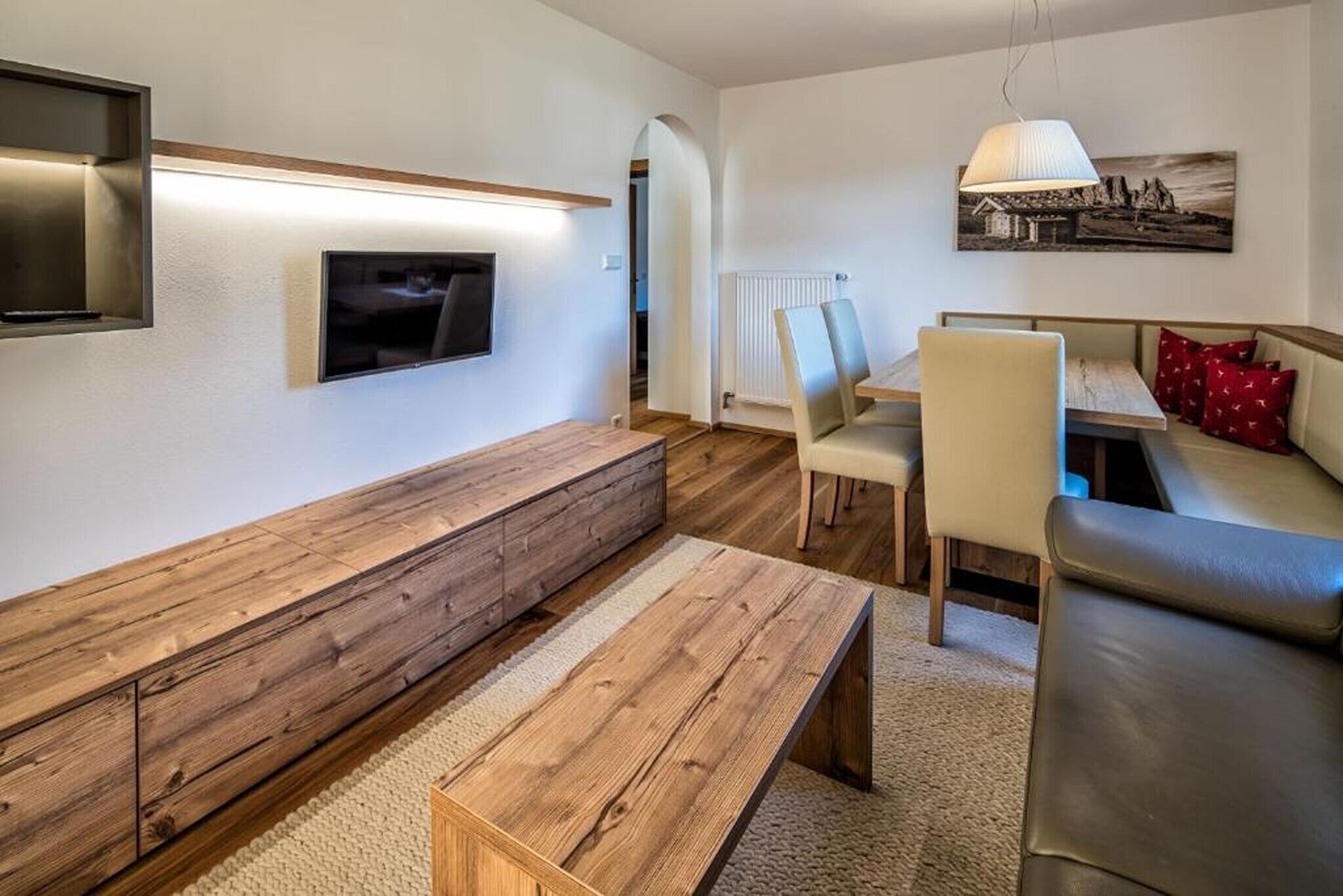 Apartamento 'Aparment Family 6' Con Vistas A La Montaña, Jardín Compartido Y Wi-fi - Bolzano