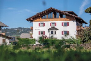 Esterni