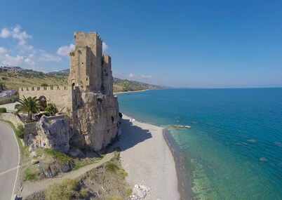 Apartment 'Villa Anna' with Sea View, Shared Terrace and Air Conditioning