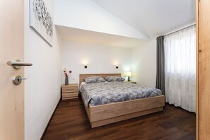 2 bedrooms, iron/ironing board, free WiFi, bed sheets - Discover the perfect place for your vacation in BETINA in beautiful Murter! (Betina)