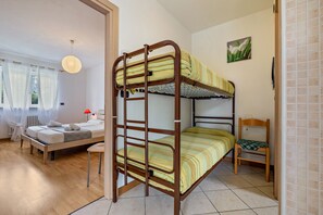 2 habitaciones y ropa de cama