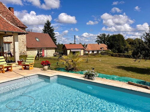 Charming Fitness & Wellness Cottage with Shared Pool
