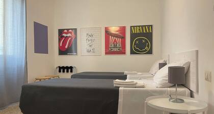 64B 10 minutes walk from: Polyclinic Hospital, Station and Center - 2 rooms