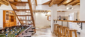 Casa Rústica – Your Retreat with Terrace and Mountain Views
