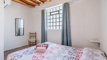 3 chambres, fer et planche Ă repasser, Wi-Fi gratuit, draps fournis