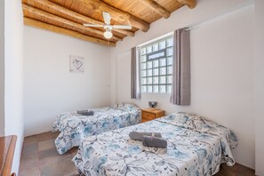 3 habitaciones, tabla de planchar con plancha y wifi gratis 