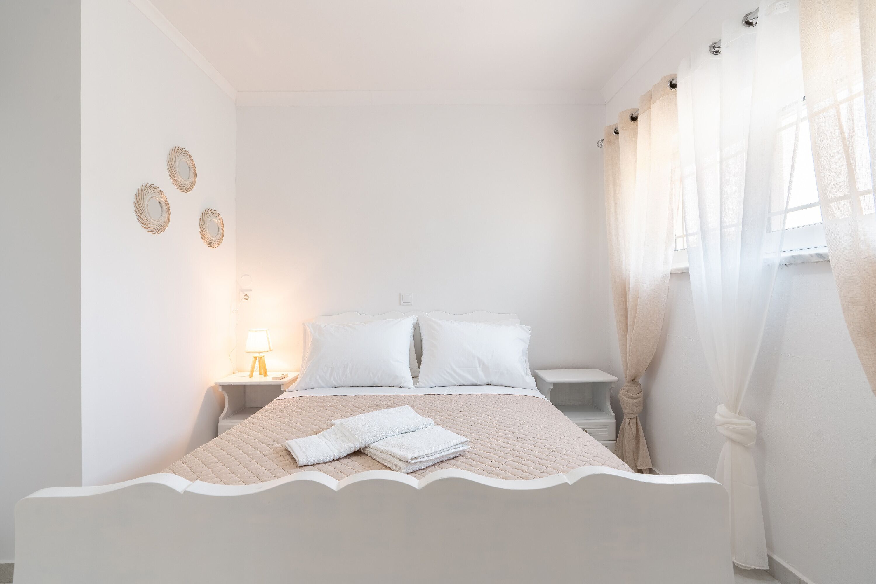 3 habitaciones, tabla de planchar con plancha y wifi gratis 