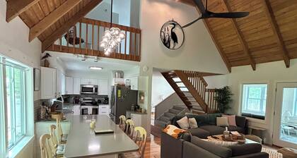 Creekfront Home on Yellow Breeches - Kayaks, Firepit, Wildlife & 3BR/3BA