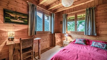 6 Schlafzimmer, Bügeleisen/Bügelbrett