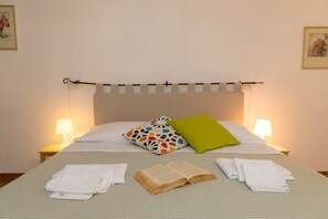 1 habitación, wifi gratis y ropa de cama