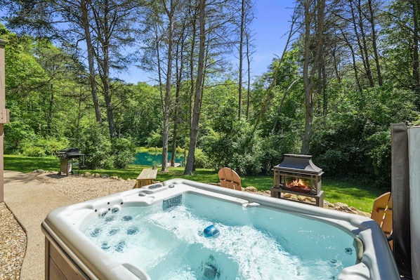 Baignoire à remous extérieure