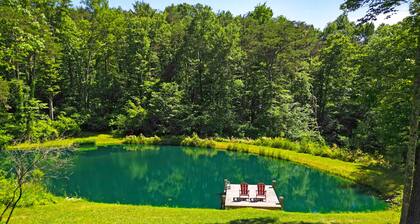 Boondocks Bungalow | Hocking Hills