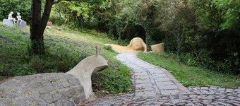 Elegante appartamento in stile rustico con ingresso privato e spazio esterno