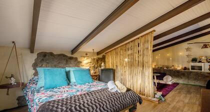 Holiday Home 'La Casa De Los Bonales' with Mountain View, Private Terrace and Private Garden