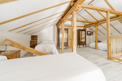Country House 'Abánades' with Private Pool, Private Garden and Wi-Fi