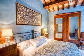 2 camere, ferro/asse da stiro, Wi-Fi gratuito, lenzuola