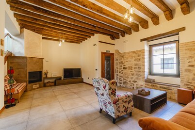 Country House 'Hortelanos' with Private Garden and Wi-Fi