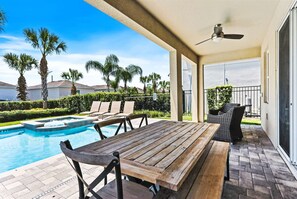 Pool - 4BR Stylish Villa • Pool, Movie Room • Near Disney (Kissimmee)