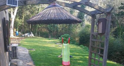 Maisonette im Herzen der Macchia mit Bergblick, WLAN und Klimaanlage