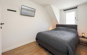 2 多间卧室、免费 WiFi、床单