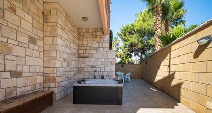 Villa 'I Love Baia Verde Spa' con piscina privada, terraza privada y aire acondicionado