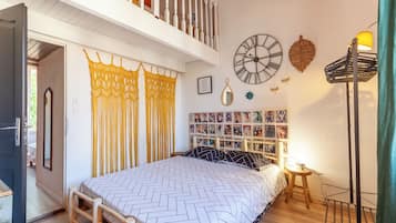 2 chambres, fer et planche à repasser, Wi-Fi gratuit, draps fournis