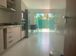 Private kitchen - Duplex C/piscina, Área Gourmet e Vista Para o mar (Cabo Frio)