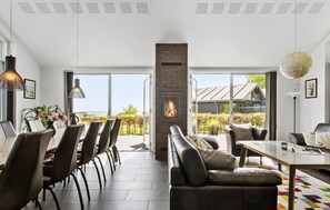 Interior - 4 bedroom beautiful home in Haderslev (Haderslev)