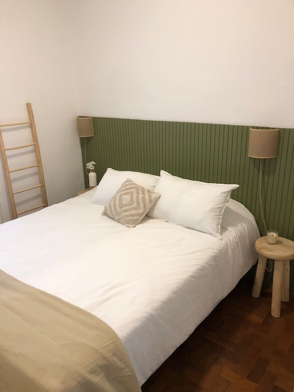 3 室のベッドルーム、WiFi、ベッドシーツ