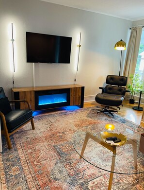 TV connectée, cheminée