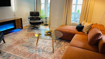 TV connectée, cheminée