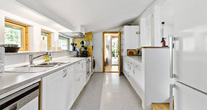 6 bedroom lovely home in Skibby