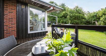 6 bedroom lovely home in Skibby