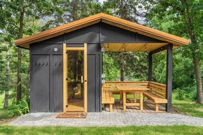 屋外ダイニングエリア