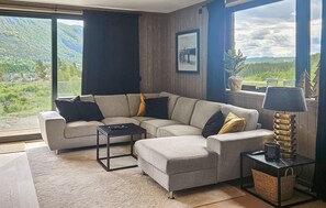 Televisie en een open haard