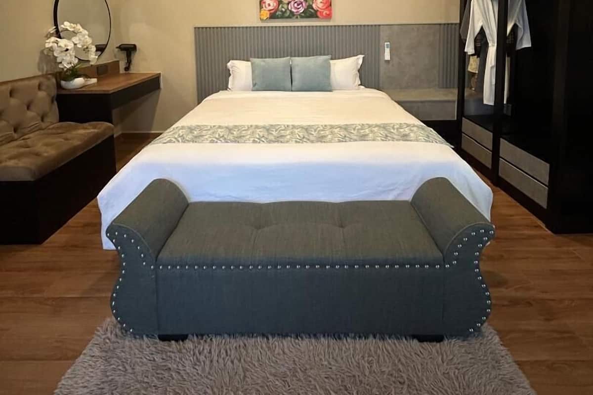 Deluxe Room, Balcony, Resort View