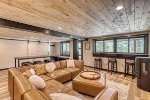Interior - Ponderosa Peak – Stunning Black Hills Retreat Near Terry Peak (Lead)