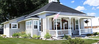House in the heart of Darby, Montana
Fully remodeled.