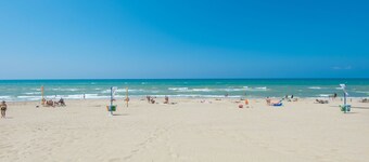 Rome's Beach House 1 by Interhome