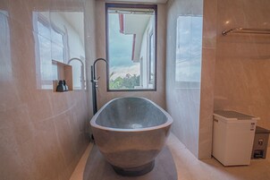 Family Villa, 3 Bedrooms, Pool View | Bathroom | Separate tub and shower, hair dryer, towels, soap