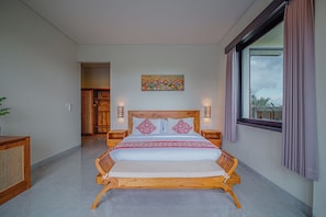 Blackout drapes, rollaway beds, free WiFi, bed sheets
