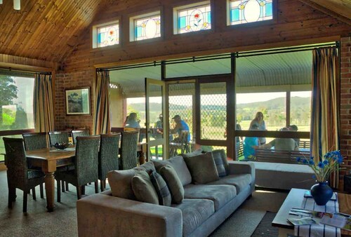 Bluebush Estate - The Chalet - Stunning Country Views - Sleeps 10